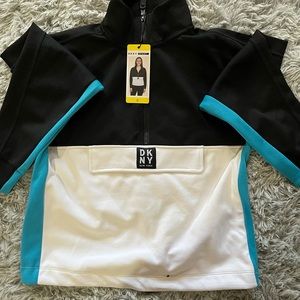 Size S NWT DKNY Pullover